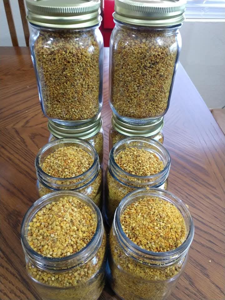 Jars of Happy Bee bee pollen