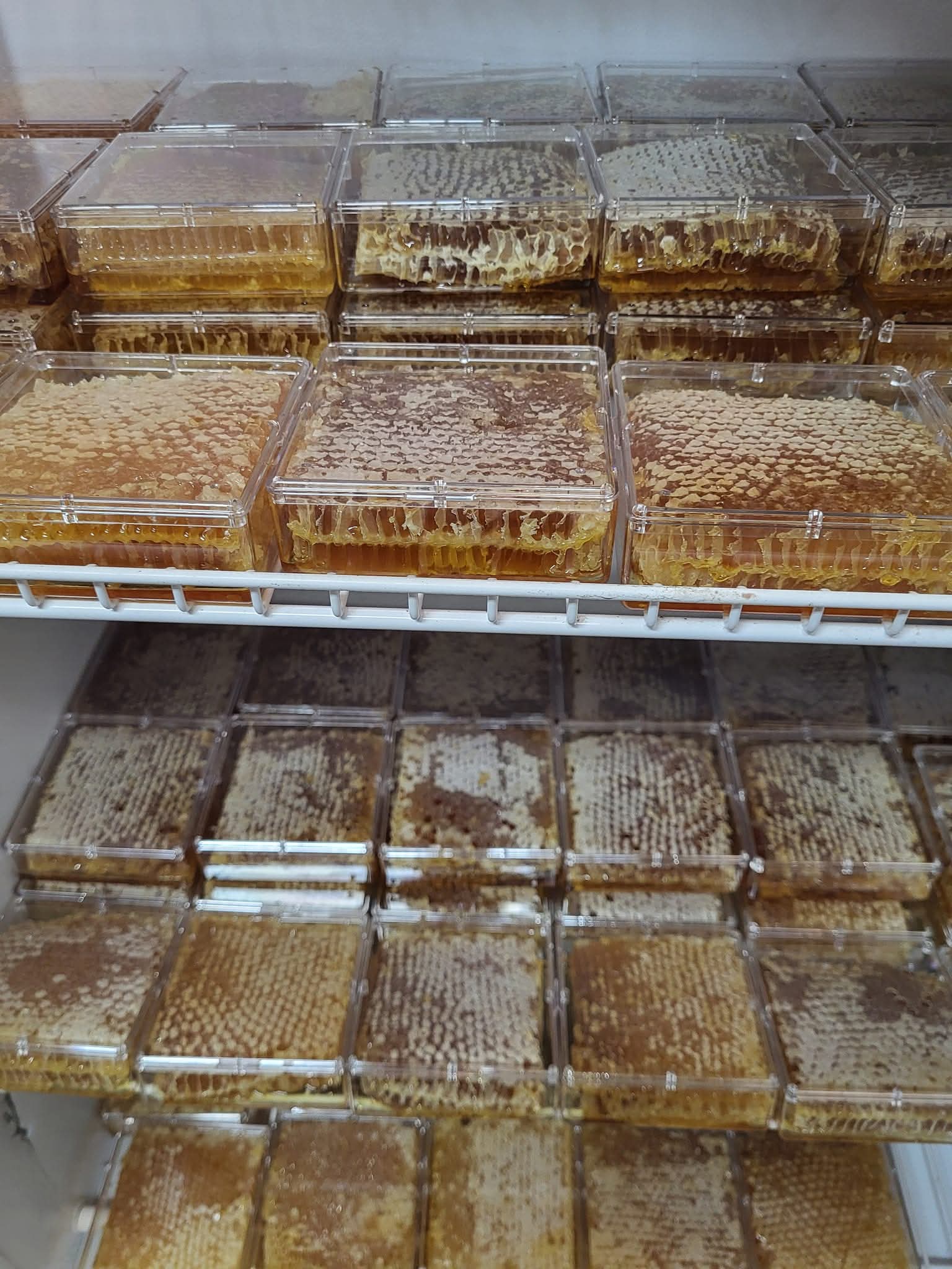 Happy Bee pure honeycomb packs